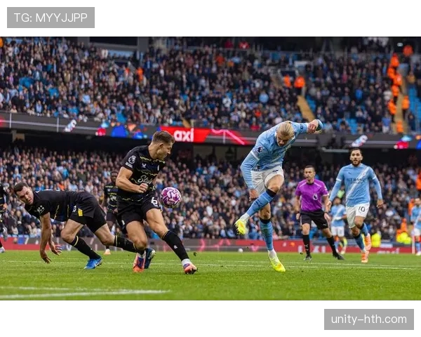 曼城控球优势难掩进攻困局,空间压缩致节奏紊乱 曼城控球优势难掩进攻困局,空间压缩致节奏紊乱