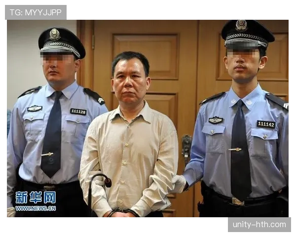 第四官员到底管什么？揭秘场边最容易被忽视的关键角色