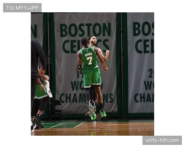 塔图姆挡拆提升得分效率明显，拉开与字母哥关键回合表现差距